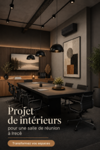 Salle de réunion bien aménagée avec des meubles modernes