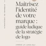 Une femme réfléchissant à la conception de son logo de marque avec des croquis sur une table.