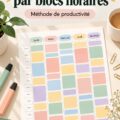 Femme utilisant Notion pour le time blocking